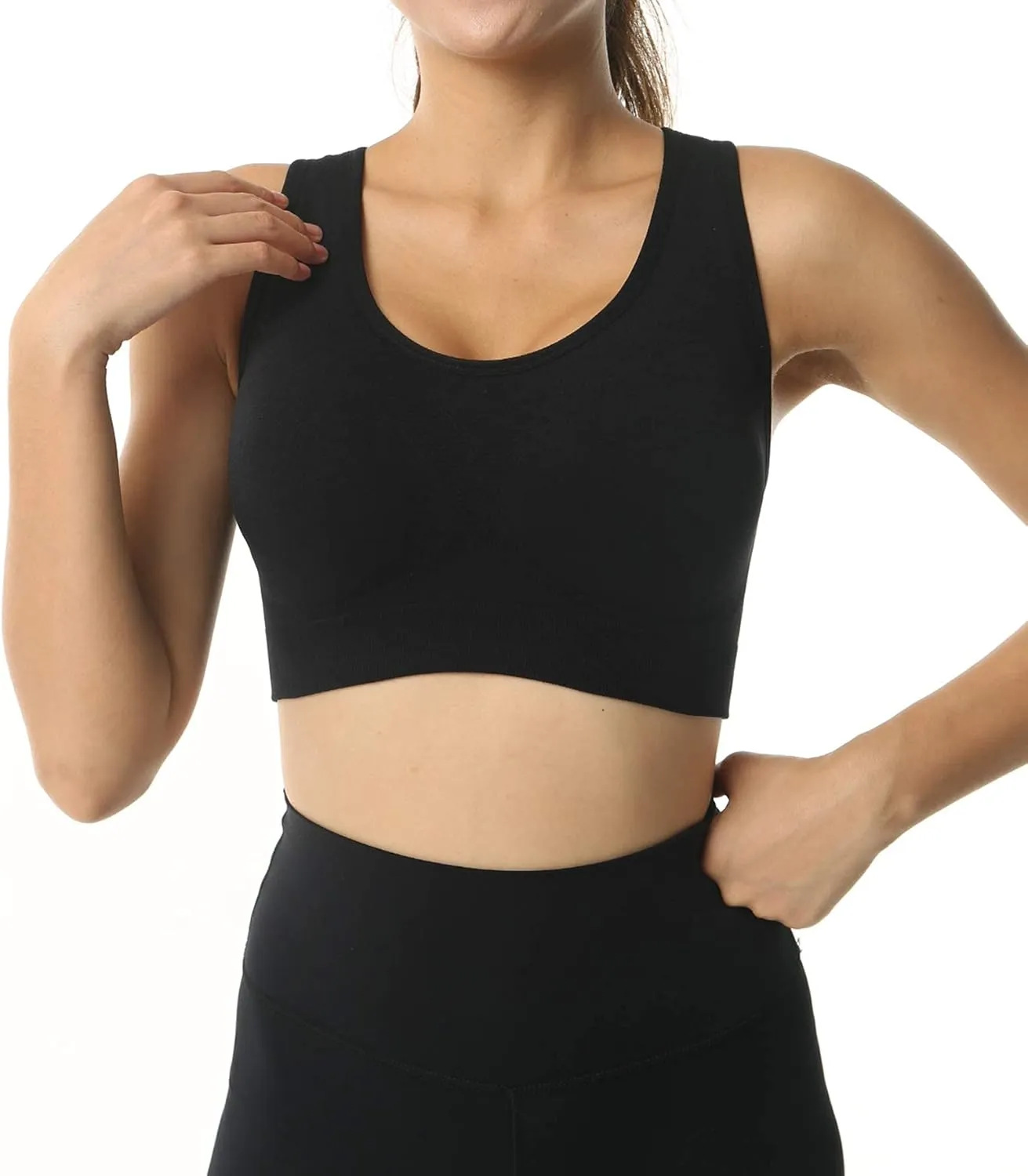 AKAMC Women's Cross Back Sport Bras,Adjustable Straps Padded Criss Cross Cropped Bras for Yoga Workout Fitness