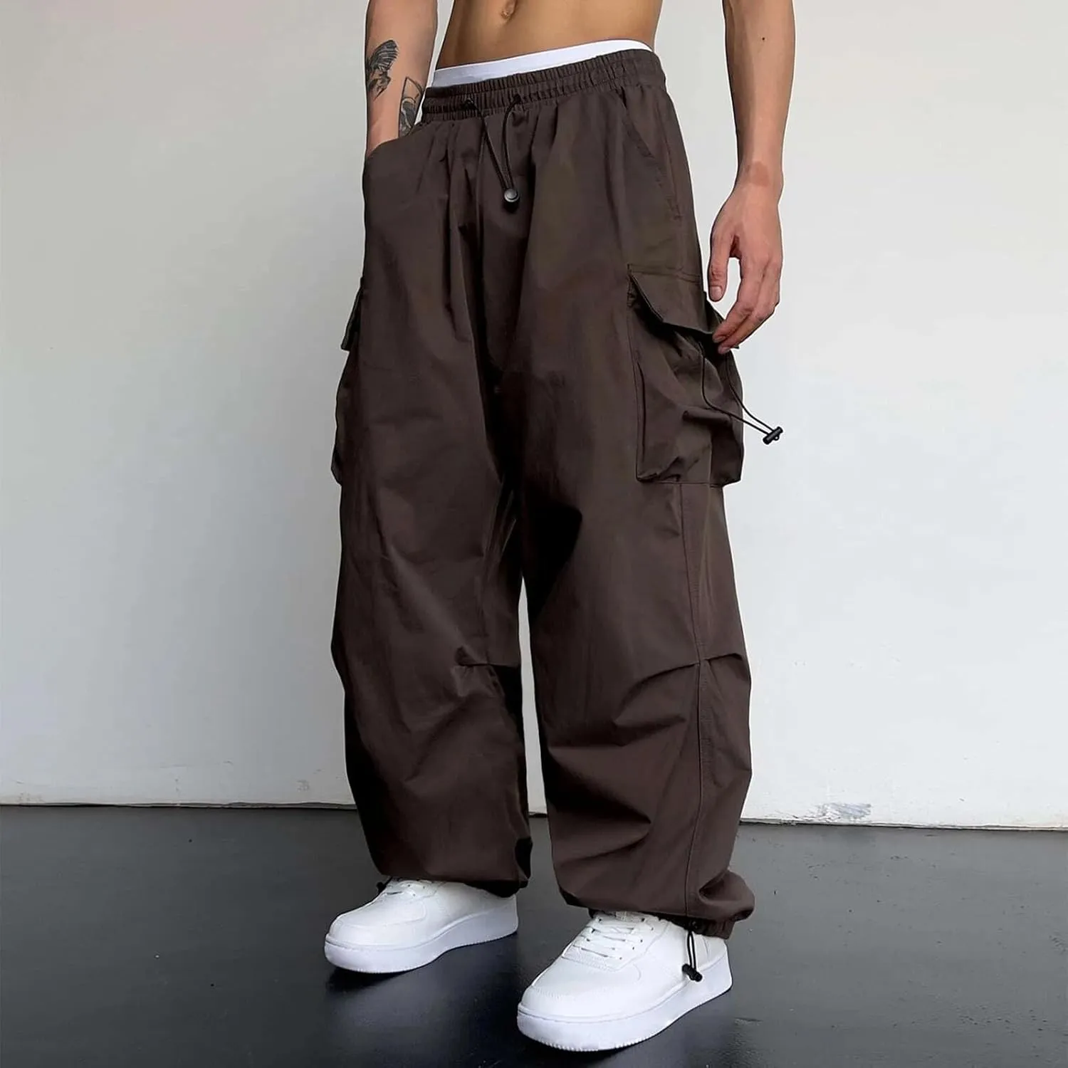 Men Baggy Cargo Pants Drawstring Casual Parachute Pants Trendy Loose Harem Joggers Sweatpants Streetwear with Pockets