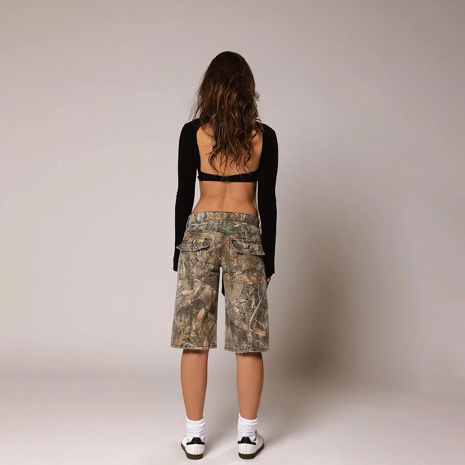 Women Camo Shorts Y2K Maple-Leaf Baggy Jorts Casual Long Jean Shorts Bermuda Shorts with Pocket Hiking Shorts